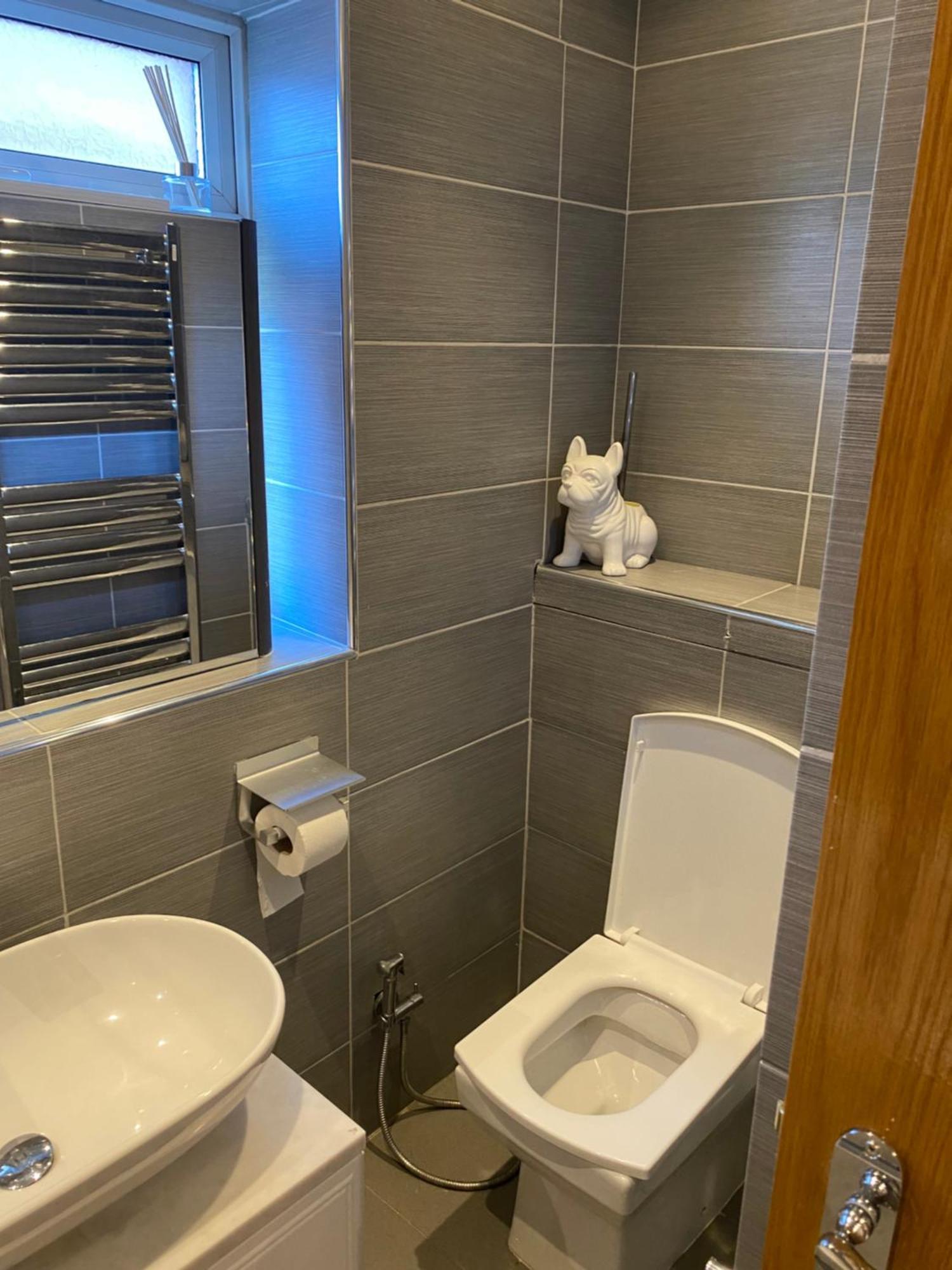 Ruislip Guest House Bagian luar foto